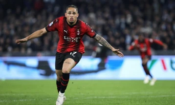 Лидс е подготвен да му понуди на Милан 21 милион евра за Окафор