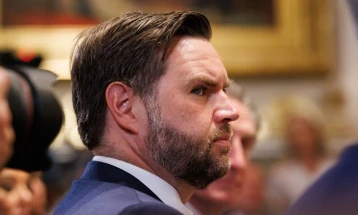 Џ. Д. Венс: Европа мора да го понесе лавовскиот дел од товарот за безбедноста во Украина