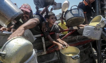 UN: Number of malnourished children in Gaza triples since March