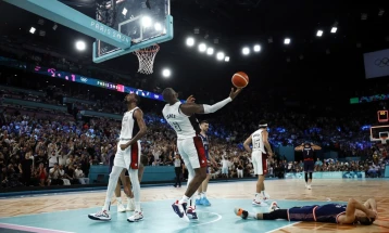 Олимпискиот кошаркарски турнир во 2028 година ќе започне два дена пред церемонијата на отворање