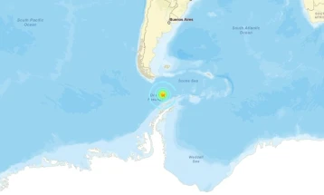 7.5-magnitude earthquake strikes off southern tip of South America