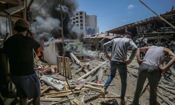 Гардијан: Податоците на ИДФ покажуваат дека пет од шест убиени Палестинци во Газа се цивили