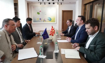 Nikollovski dhe Rokas biseduan për mundësitë për projekte të reja kapitale në shtet, mbështetur nga BE-ja