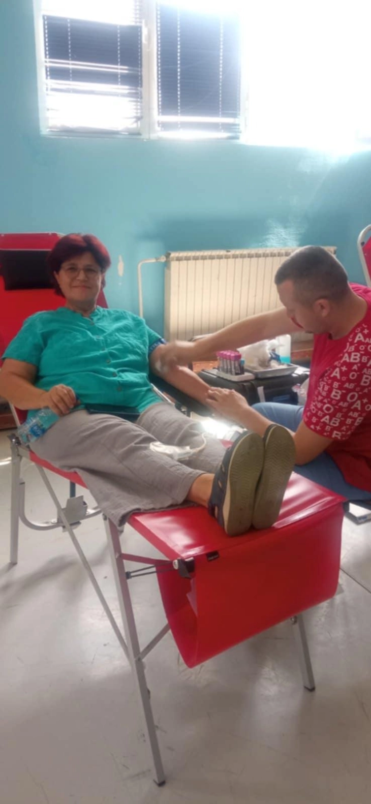 Во крводарителска акција во Чашка собрани 24 крвни единици