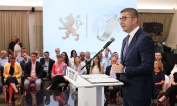 Mickoski: Menjëherë pas zgjedhjeve do të ketë rikonstruksion dhe përmirësim të kapaciteteve të Qeverisë, asnjë funksion nuk është i përjetshëm