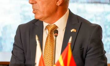 Коњановски: Општина Битола вложува во спортот, се реконструираше стадионот, боксерската сала и се направија велосипедски патеки