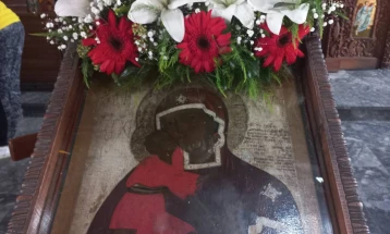 МИА ве води до нашите чудотворни икони