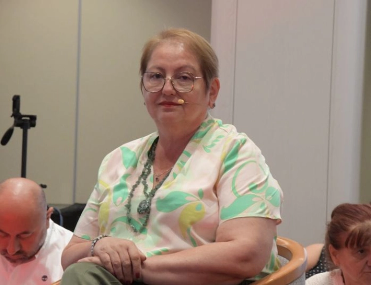 Janevska: Për një vit janë ndërtuar 7 shkolla të reja, janë rikonstruktuar 20 shkolla të tjera dhe po ndërtohen 4 salla sportive