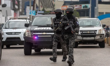 Во Еквадор запленет експлозивен материјал наменет за терористички акти во Колумбија