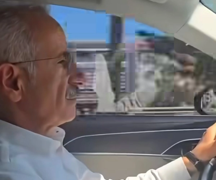 Ministri turk i Transportit gjobitet për ngasje të shpejtë të makinës me 224 km/orë