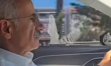 Ministri turk i Transportit gjobitet për ngasje të shpejtë të makinës me 224 km/orë