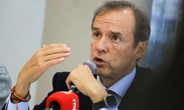 Боливија: Претседателскиот кандидат Хорхе Кирога ќе ги блокира договорите за литиум со Кина и Русија