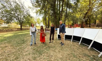 Герасимовски: Поставени шест куќи засолништа за бездомни животни во Паркот на Франкофонијата