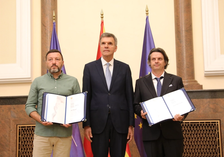 Mother Teresa state award presented to Irfan Ahmeti and Borche Stamenov