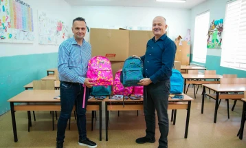 Бесплатни училишни ранци за првачињата од Крива Паланка