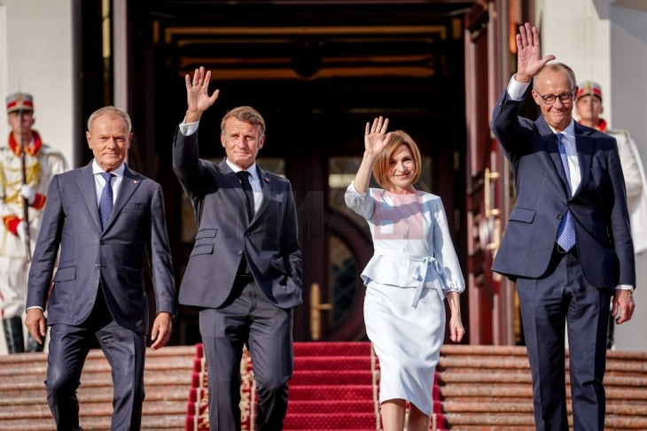 Мерц, Макрон и Туск во Кишињев ѝ дадоа поддршка на Молдавија за пристапување кон ЕУ