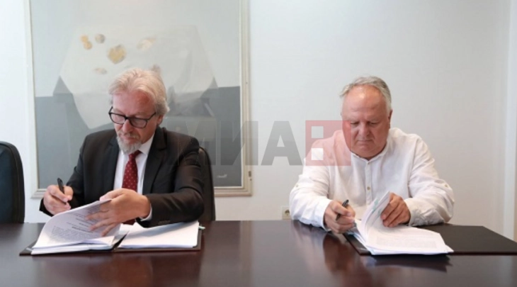 Mickoski: Nënshkrimi i marrëveshjes kolektive në pjesën e mbrojtjes sociale është një hap historik