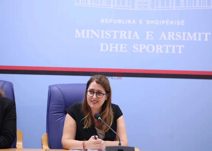 Në Shqipëri, nxënësit e klasës së katërt do të mësojnë bazat e inteligjencës artificiale