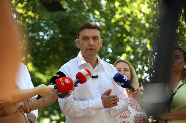 Osmani responds to Mickoski's prediction of landslide win for VMRO-DPMNE, presents education plan