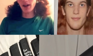 Градоначалникот на Минеаполис повикува на забрана за оружје по пукањето во училиште