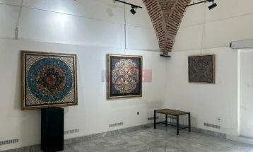 Отворена самостојна изложба на мозаици од камчиња „Природата во камен“ на Изет Зеќири