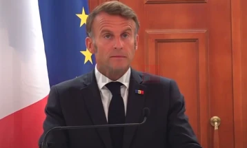 Makron: Nuk do të jap dorëheqje