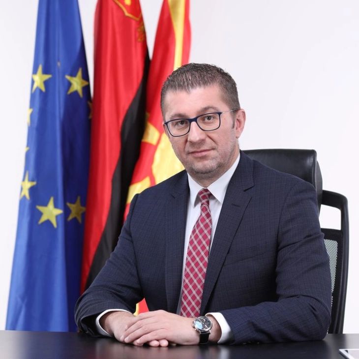 Премиерот Мицкоски во посета на Кавадарци (во живо)