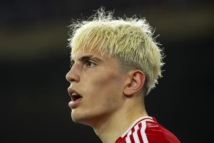 Гарначо потпиша седумгодишен договор со Челзи