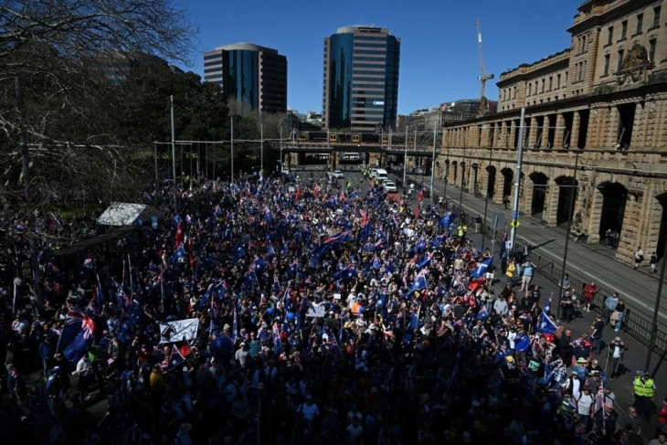 Илјадници луѓе на антиимиграциските митинзи низ Австралија