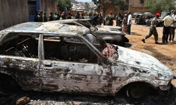 Во Нигерија загинаа 15 лица бегајќи од криминални банди