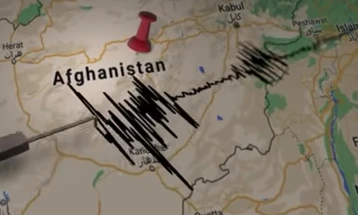Të paktën 250 të vdekur dhe mbi 500 të lënduar nga një tërmet i fuqishëm në Afganistan