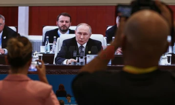 Путин: „Разбирањето“ со Трамп отвора пат кон мир во Украина