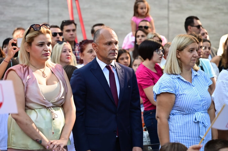 Филипче: Образованието е најважната инвестиција, секое дете заслужува еднаква шанса за квалитетно образование