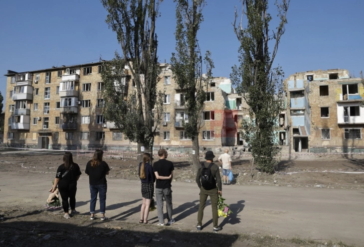 Rusia mbrëmë nisi një valë sulmesh në perëndim të Ukrainës, Polonia ngriti në ajër aeroplanë ushtarakë