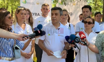 Меџити нема информации дали бил прислушуван од АНБ