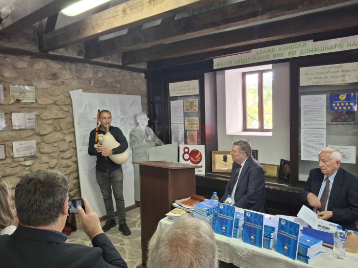 Манифестацијата „Зборот на Конески“ во Небрегово ја потврди соработката со Фестивалот „Пеце Атанасовски“