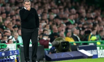 Постекоглу кандидат за клупата на Баер