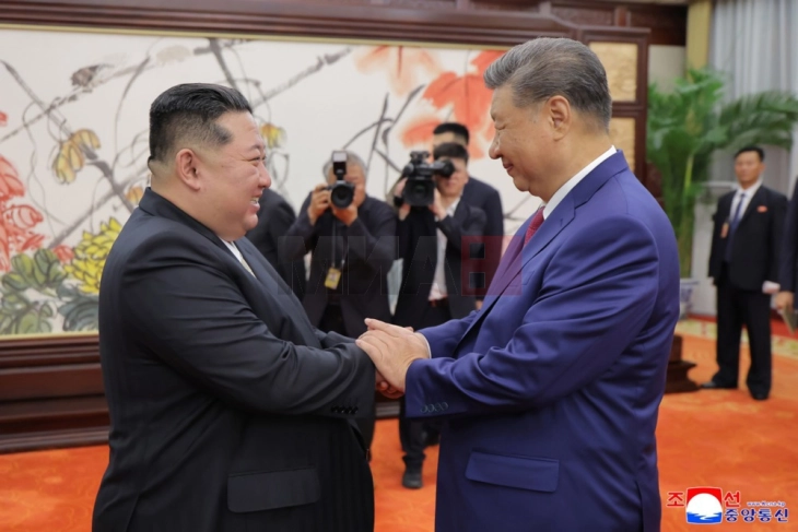 Ким Џонг-ун ветува безусловна поддршка за интересите на Кина по посетата на Пекинг