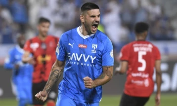 Митровиќ нов фудбалер на катарски Ал Рајан