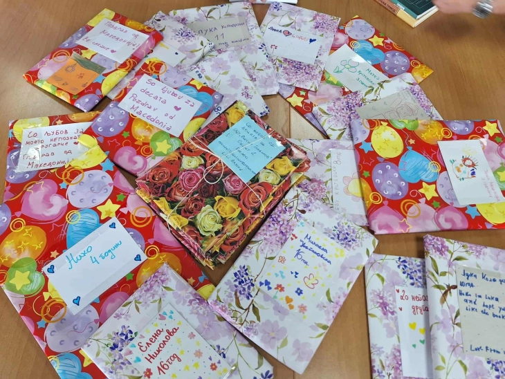 Во велешката библиотека се одржа донаторска работилница за обезбедување литература на македонски јазик за децата од македонското училиште во Мелбурн, Австралија