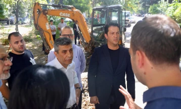 Mexhiti: Fillon projekti i rikonstruimit të rrugëve dhe ndriçimit publik në Çairin e Vjetër