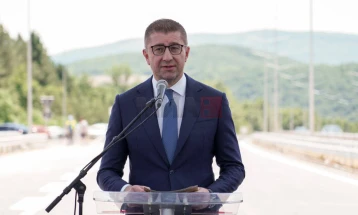 Изјава на премиерот Мицкоски по повод пуштање во употреба на дел од автопатот Кичево - Охрид (во живо)