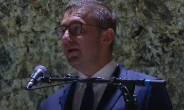 Мицкоски: Обновената музејска поставка во Археолошкиот музеј е потврда дека земјава има длабоки корени и јасна визија за иднината