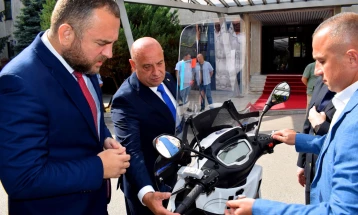 Toshkovski: 23 motoçikleta dhe pajisje të reja për policinë rrugore