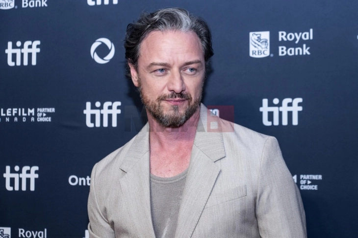 Џејмс Мекавој примил „случајна“ тупаница од туѓинец во бар во Торонто