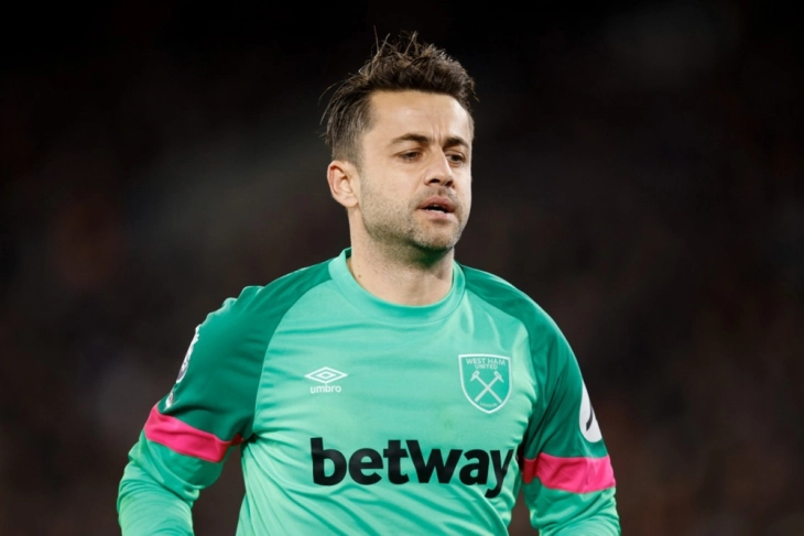 Фабијански се врати во Вест Хем