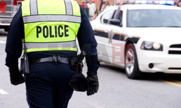 Një fëmijë i vogël ka ndërruar jetë, gjashtë të tjerë janë lënduar pasi një automobil u përplas në një kopsht në Kanada