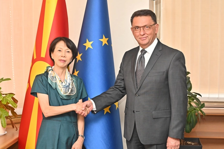 Slaveski and Kawahara discuss opportunities for cooperation between National Bank and Japanese institutions