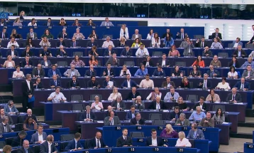 Европарламентот одби да му оддаде почит на Чарли Кирк со едноминутен молк  