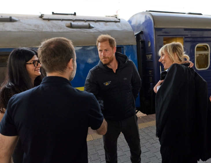 Принцот Хари ја посети Украина: „Не можеме да го запреме војната, но можеме да помогнеме“